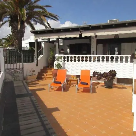 Playa Honda Sleeps 4 Wifi Apartment Playa Honda (Lanzarote)